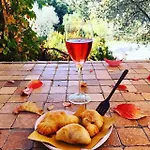 Vakantieboerderij Podere Le Pialle *